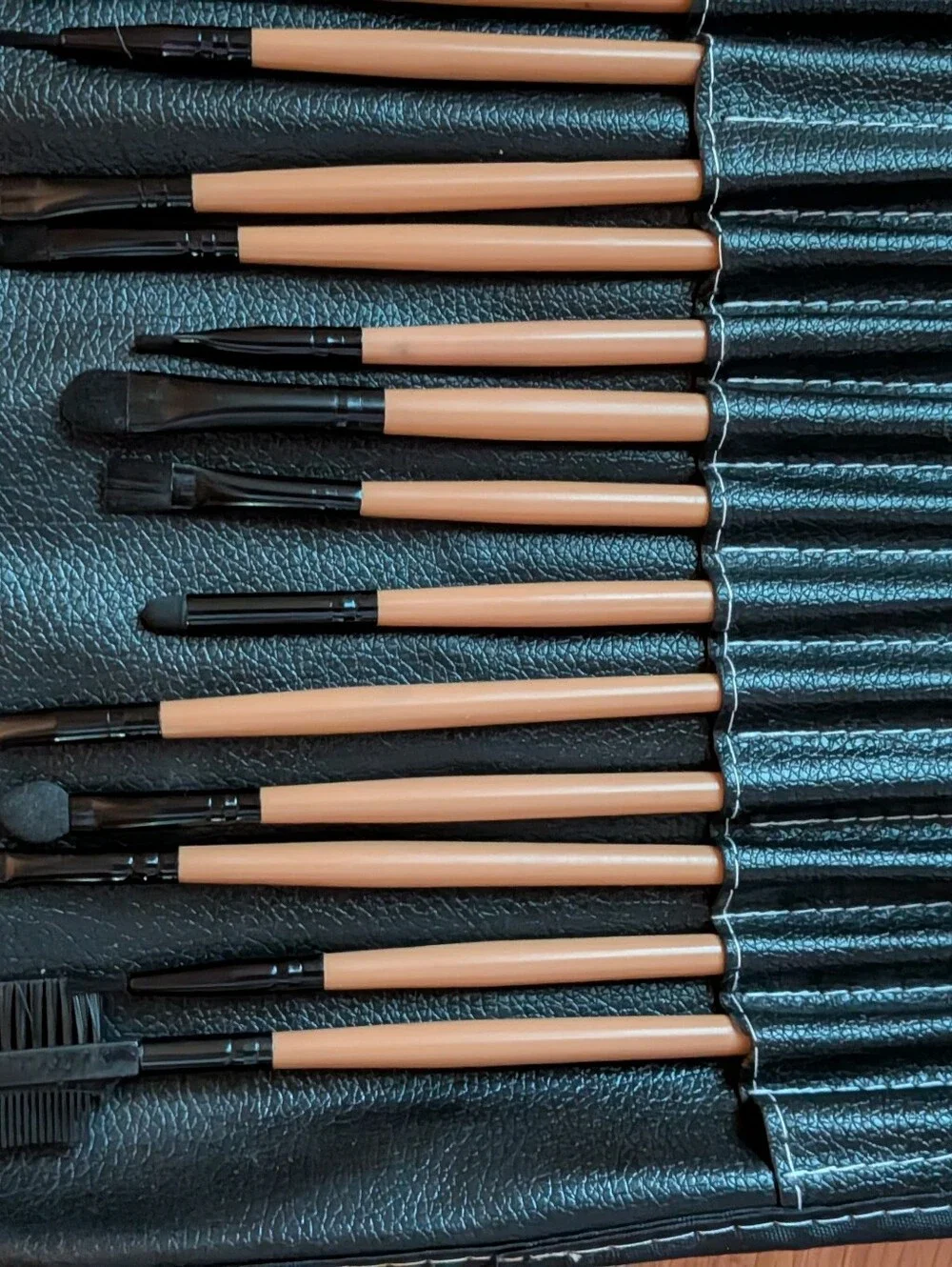 New Full Set Makeup Brush Roll - Black Handle Brushes